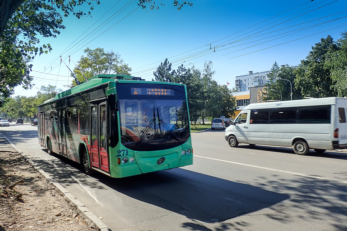 Transnistrski električni avtobus v Tiraspolu
