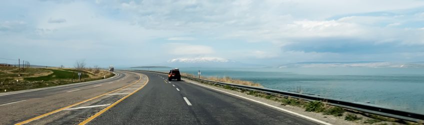 The roads around lake Van in Turkey. Most of the turkish roads were very good, fast and the traffic was light.